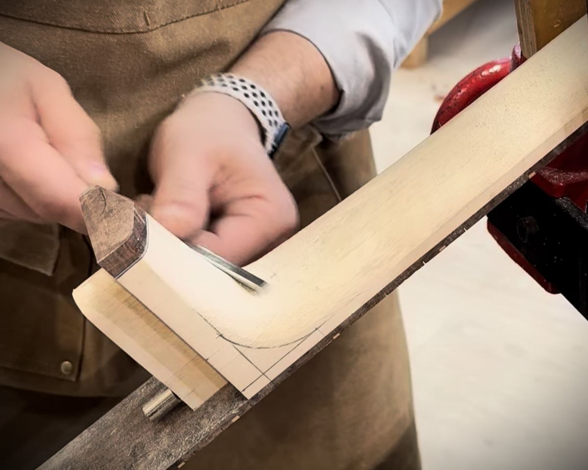 Making the neck and fingerboard &ndash; photograph 10 of 10